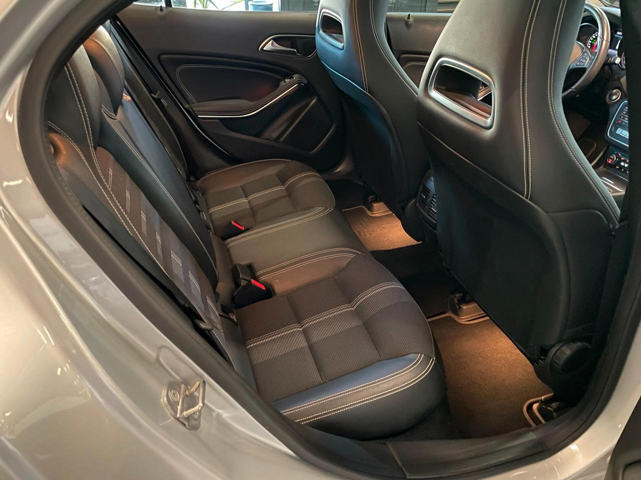 Mercedes-benz GLA 200 d Automatic Sport