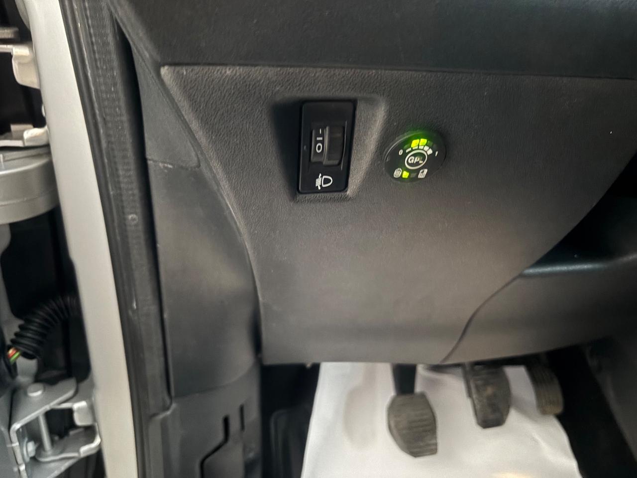 Citroen C3 Picasso 1.4 VTi 95 GPL airdream Seduction