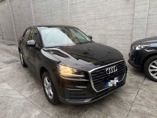 AUDI Q2 30 TDI Business