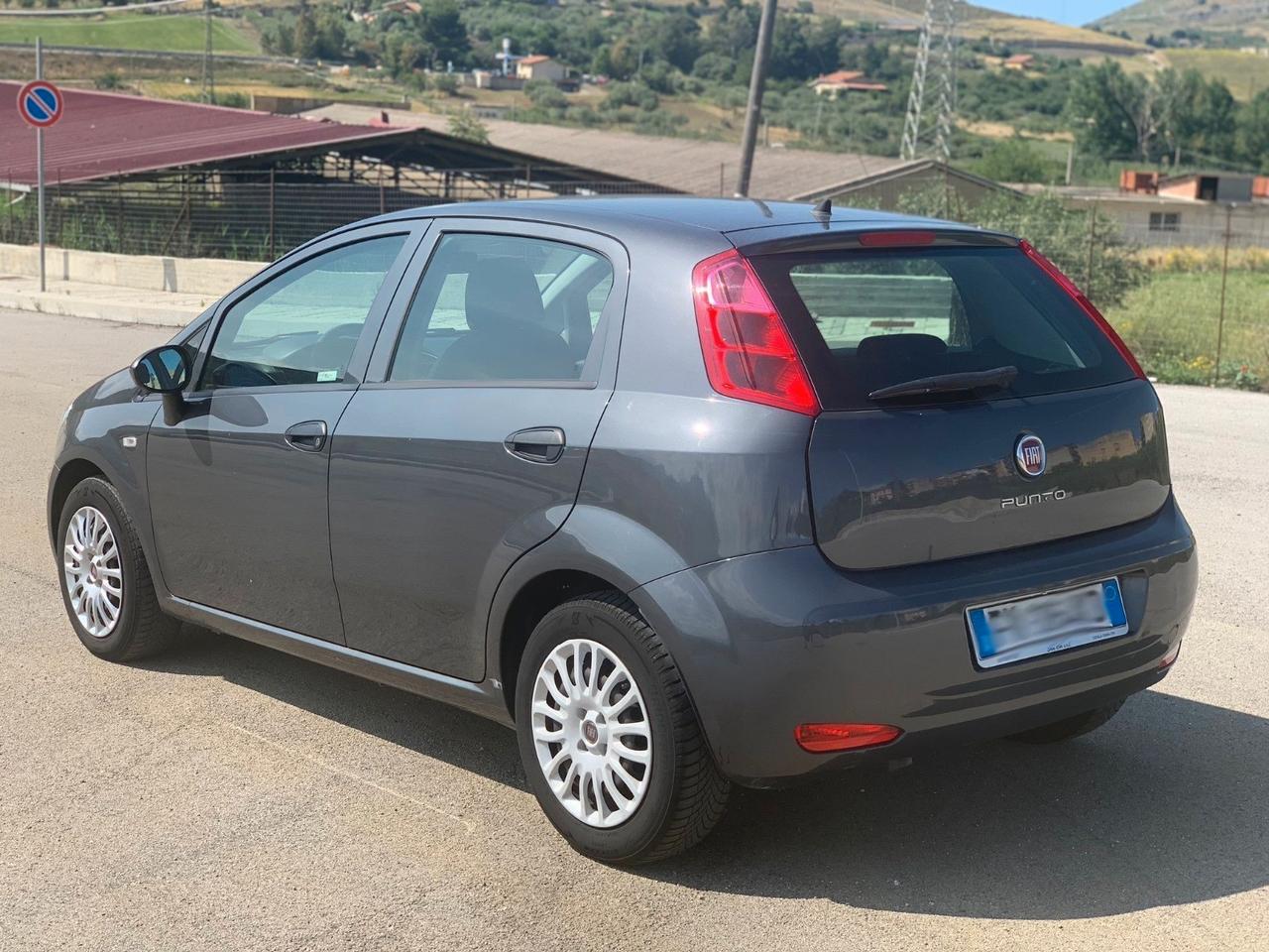 Fiat Punto 1.3 MJT II S&S 95 CV 5 porte Street