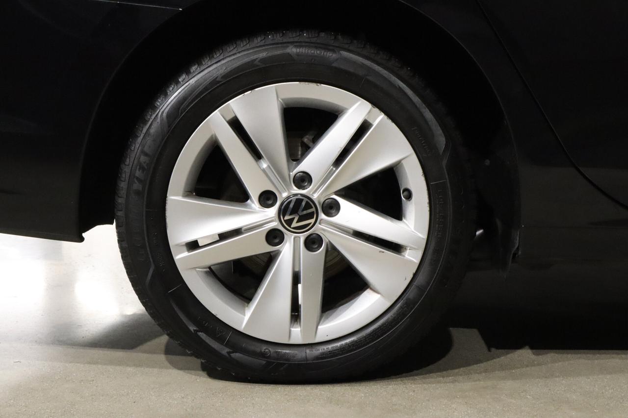 Volkswagen Golf 2.0 TDI DSG ACC DIGITAL LED