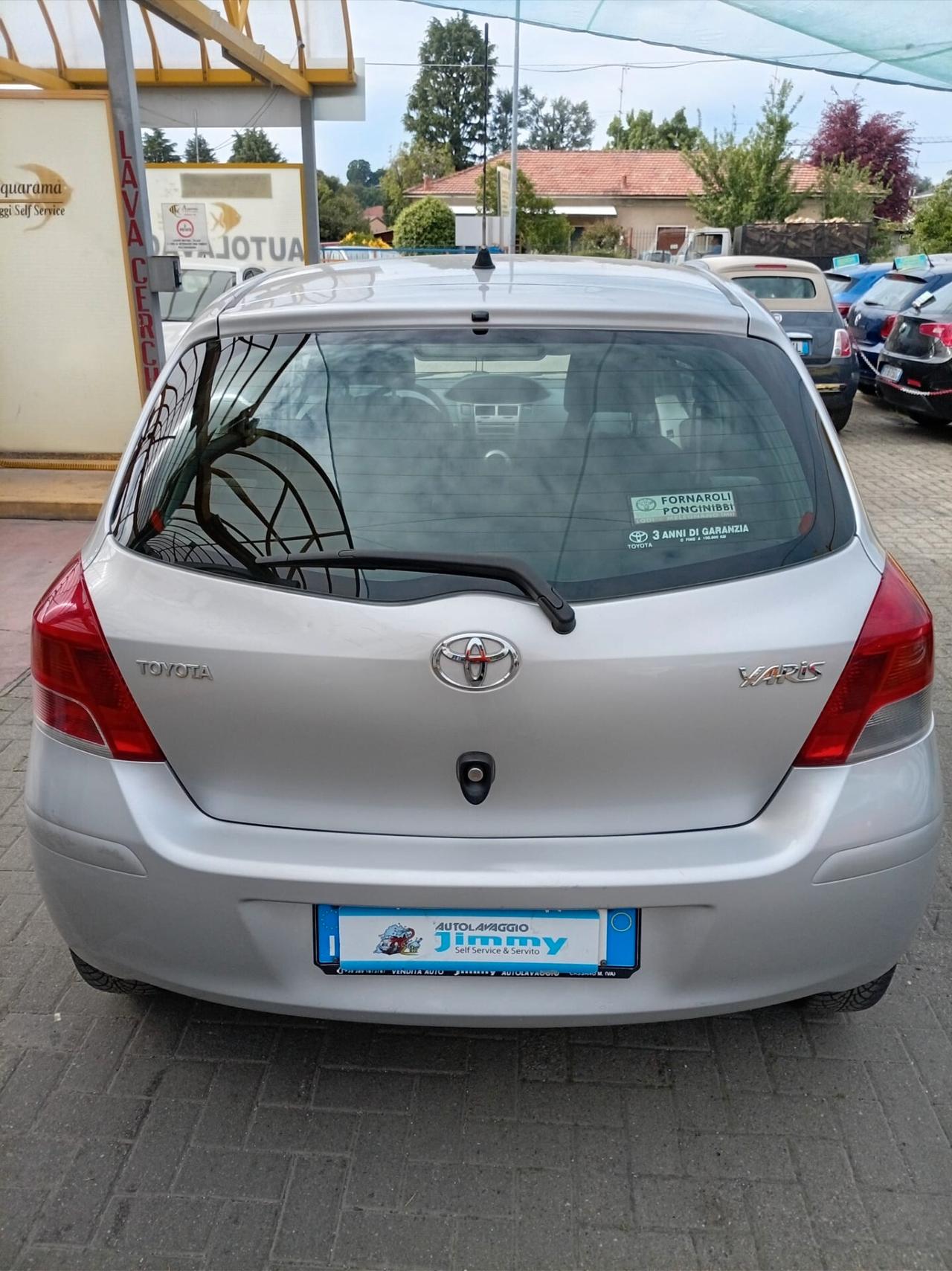 Toyota Yaris 1.0 5 porte Sol