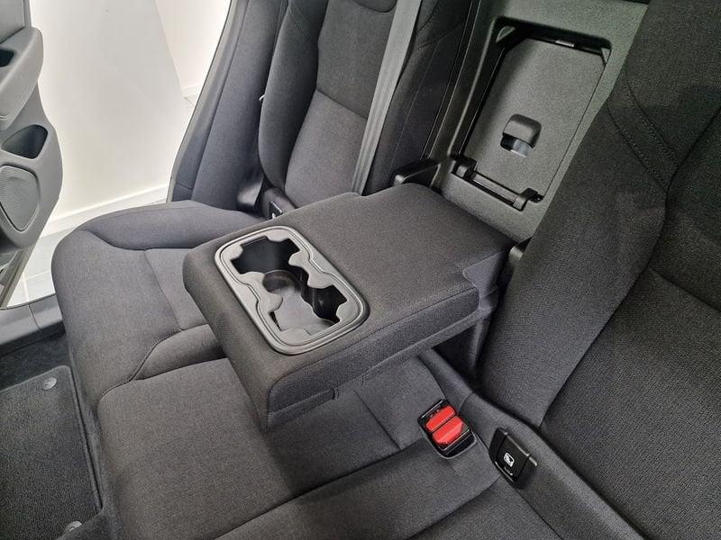 Volvo XC60 B4 (d) AWD Geartronic Momentum AUTOCARRO N1