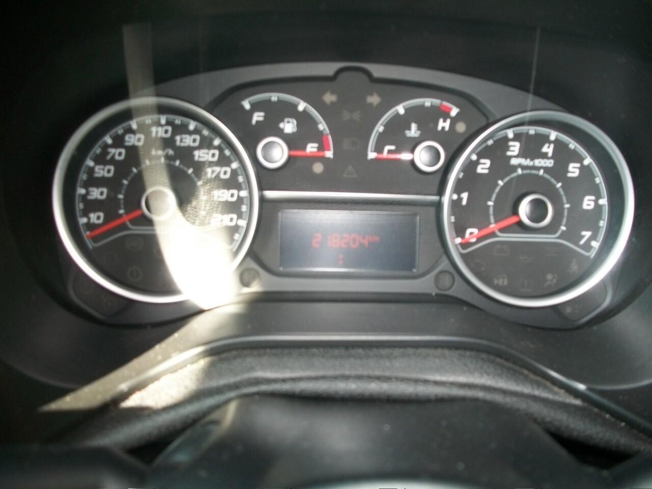 Fiat DOBLO IMMAT 28/ /07/2017 CC 1598 TDI EURO 06 DUE PORTE LATERALI EURO 7990,00 COMPRESO IVA SU FATTURA PIU PASSAGGIOPASSO LUNGO