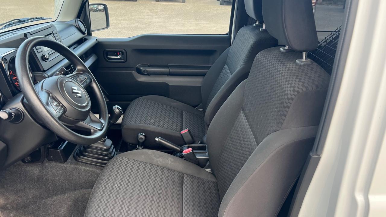 Suzuki Jimny 1.5 5MT PRO (N1)