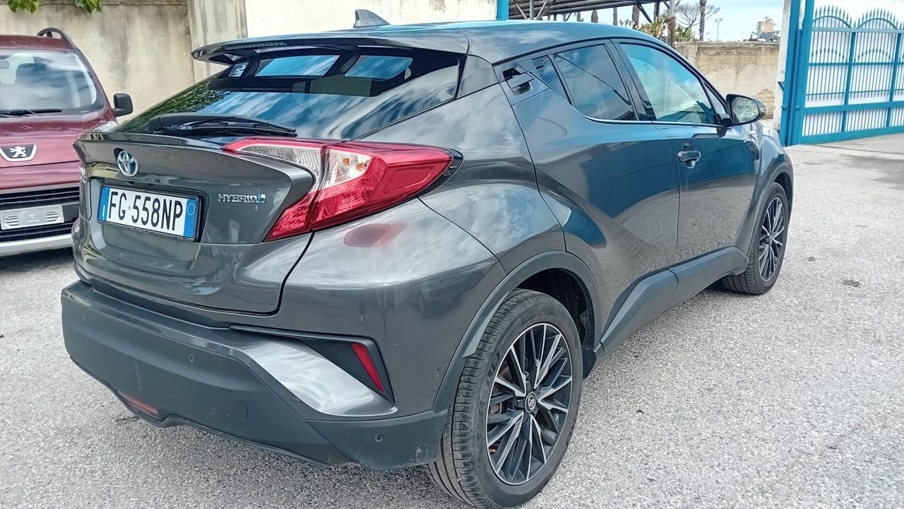 Toyota CHR 1.8 hybrid-c.autom-full-2017