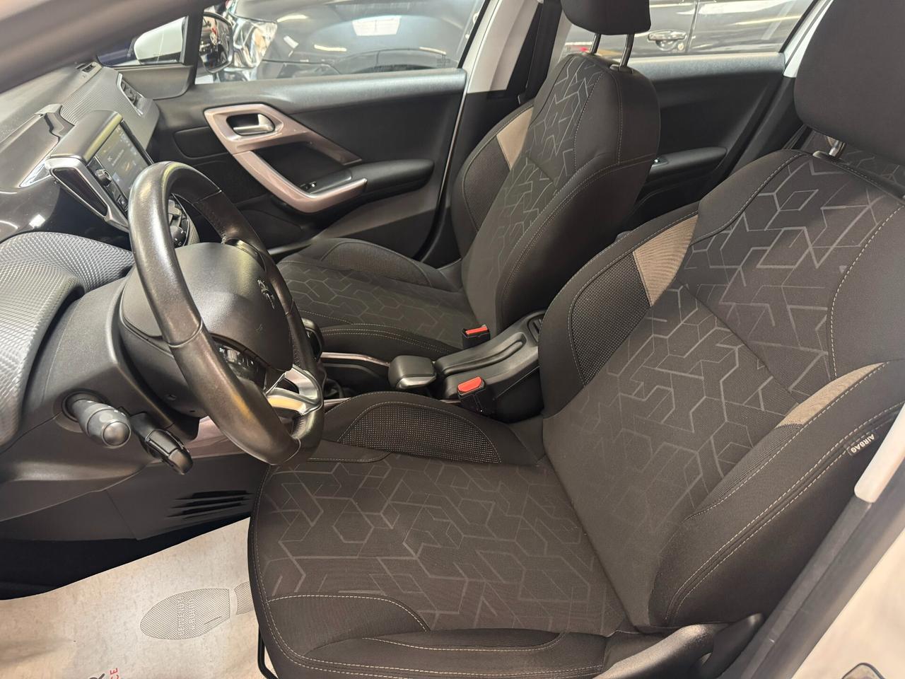 Peugeot 2008 PureTech 82 Active