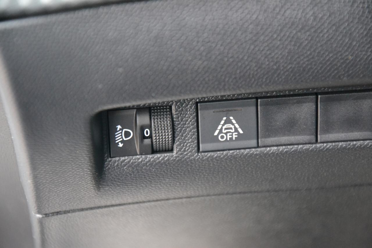 Peugeot 2008 1.5 HDi 130CV ALLURE AUTOM. **PREZZO REALE**