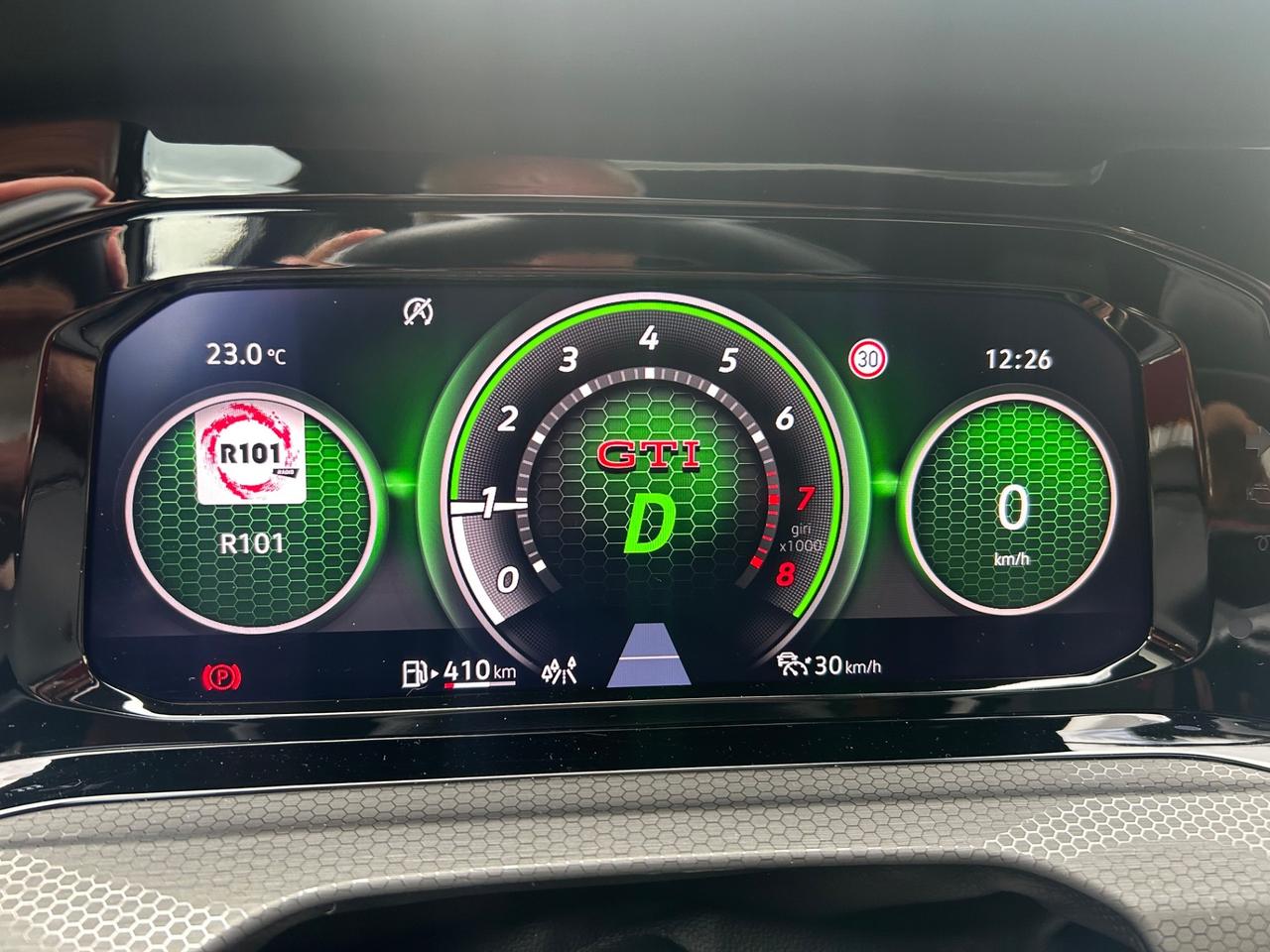 Volkswagen Golf GTI 2.0 TSI DSG