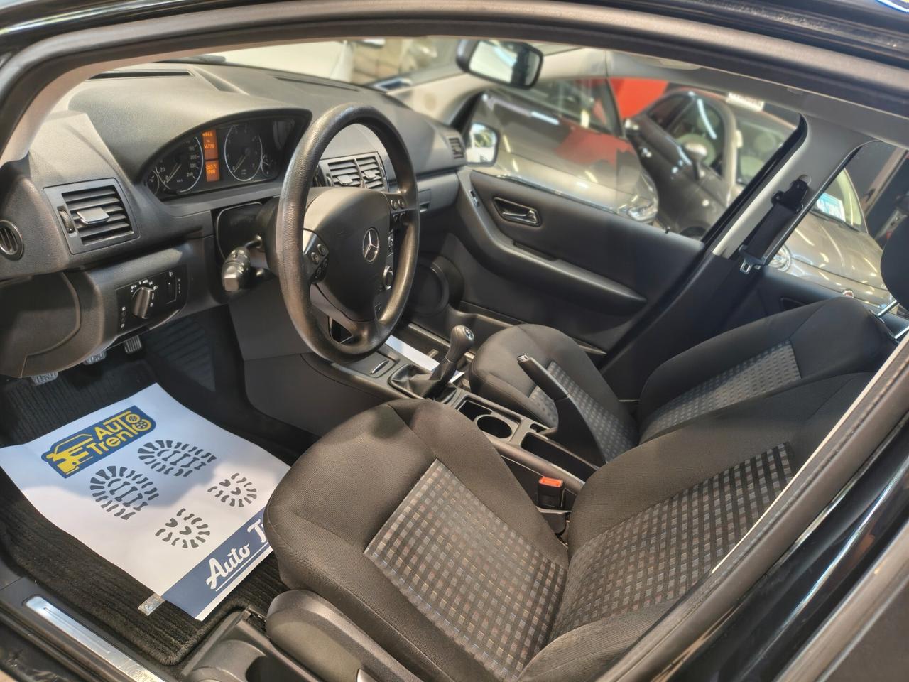 Mercedes-benz A 160 56.000km Coupé Special Edition