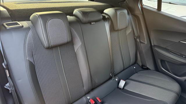 PEUGEOT 2008 1.2 PURETECH 131CV S&S GT*CL17*FULL LED*