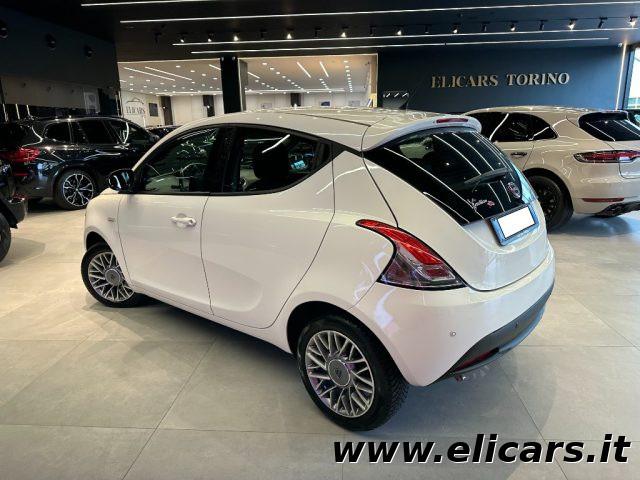 LANCIA Ypsilon 1.2 69 CV 5 porte GPL Ecochic Gold