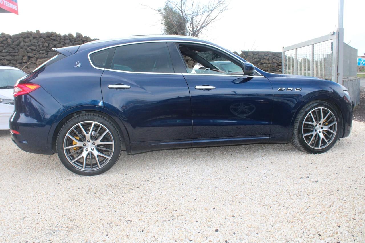 Maserati Levante V6 Diesel 275 CV AWD