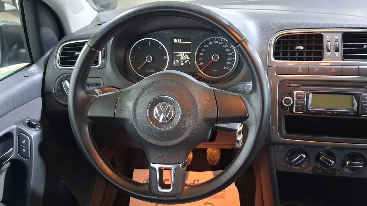 Volkswagen polo 1.6 90cv 2010
