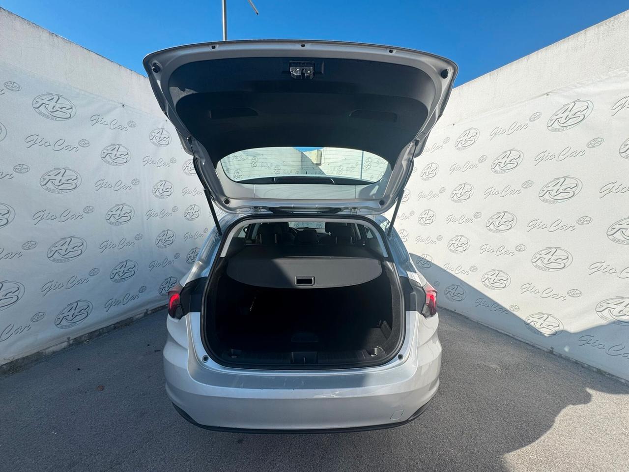 Fiat Tipo 1.3 Mjt 95cv S&S SW City Life Navi Camera Led