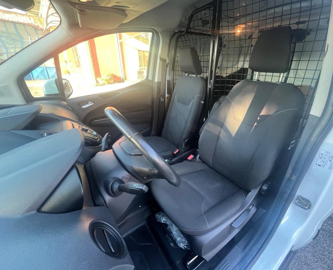 Ford Transit Courier 1.5 TDCI 75 CV-solo km 81000-