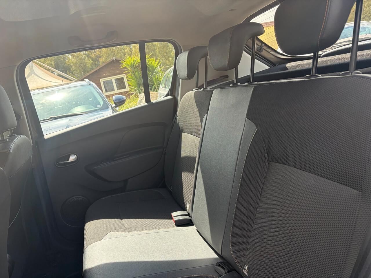 DACIA SANDERO STEPWAY 1.5 DCI ANNO 2018 113.000 KM GARANTITA