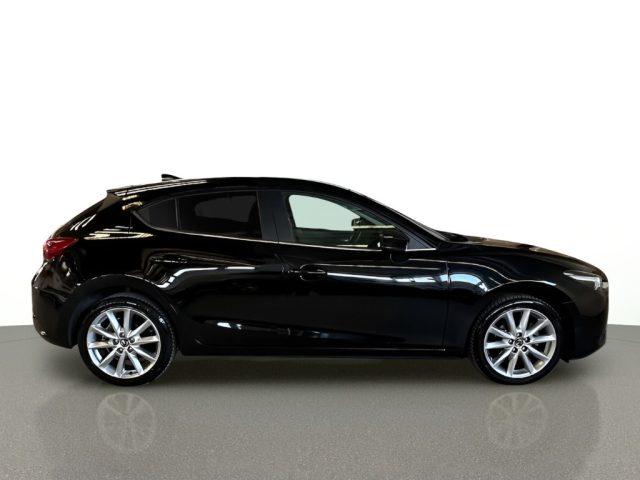 MAZDA 3 1.5 Skyactiv-D - UNIPRO. -Cam - Cruise/Lim - Bose