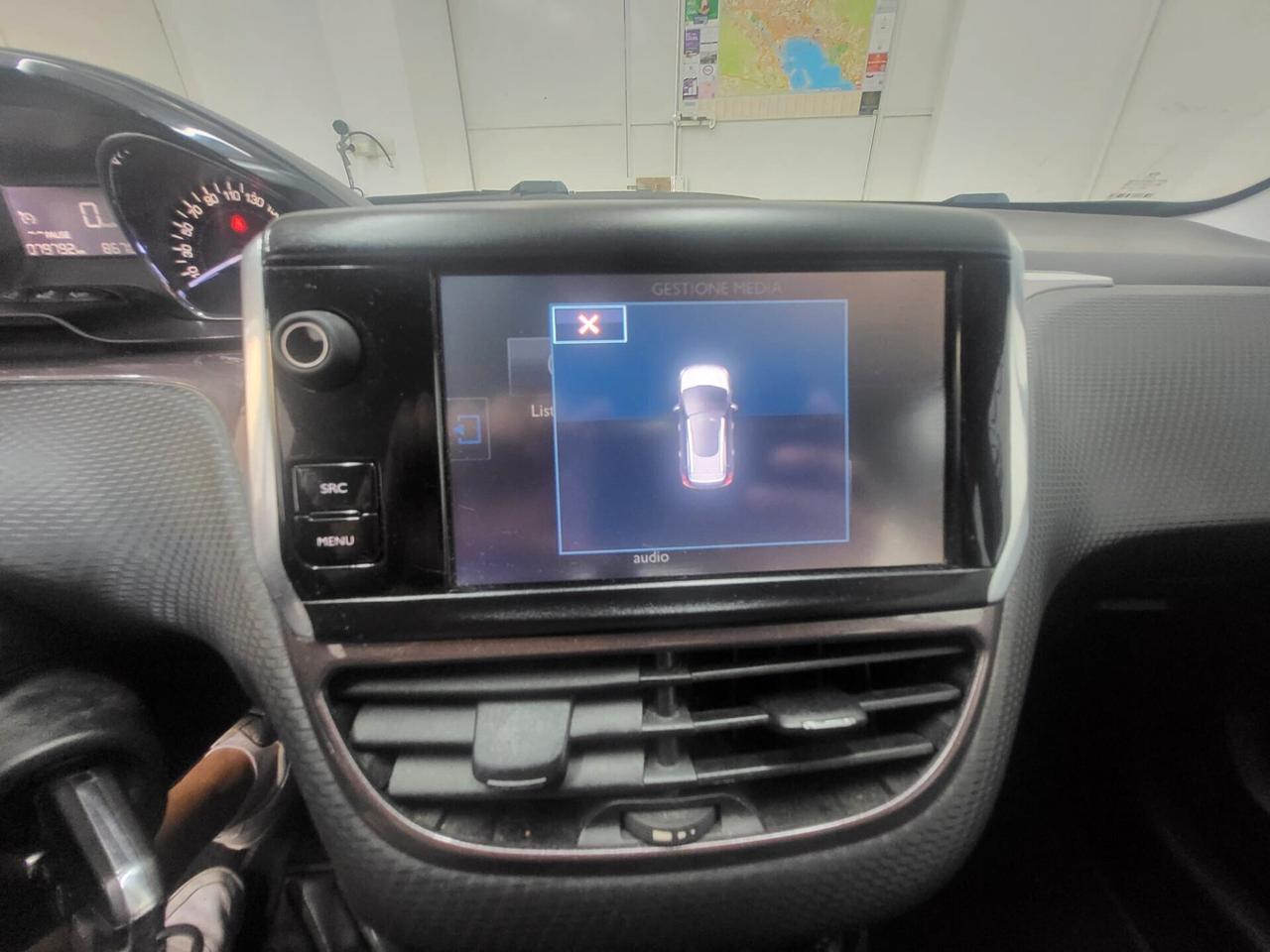 Peugeot 2008 1.6 e-HDi 92 CV Stop&Start Urban Cross