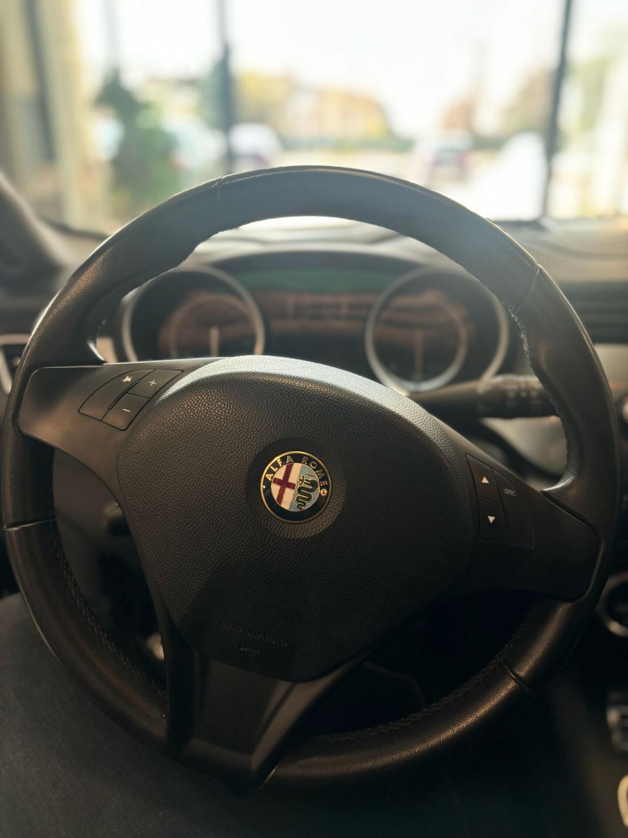 Alfa Romeo Giulietta 1.6 JTDm-2 105 CV Exclusive