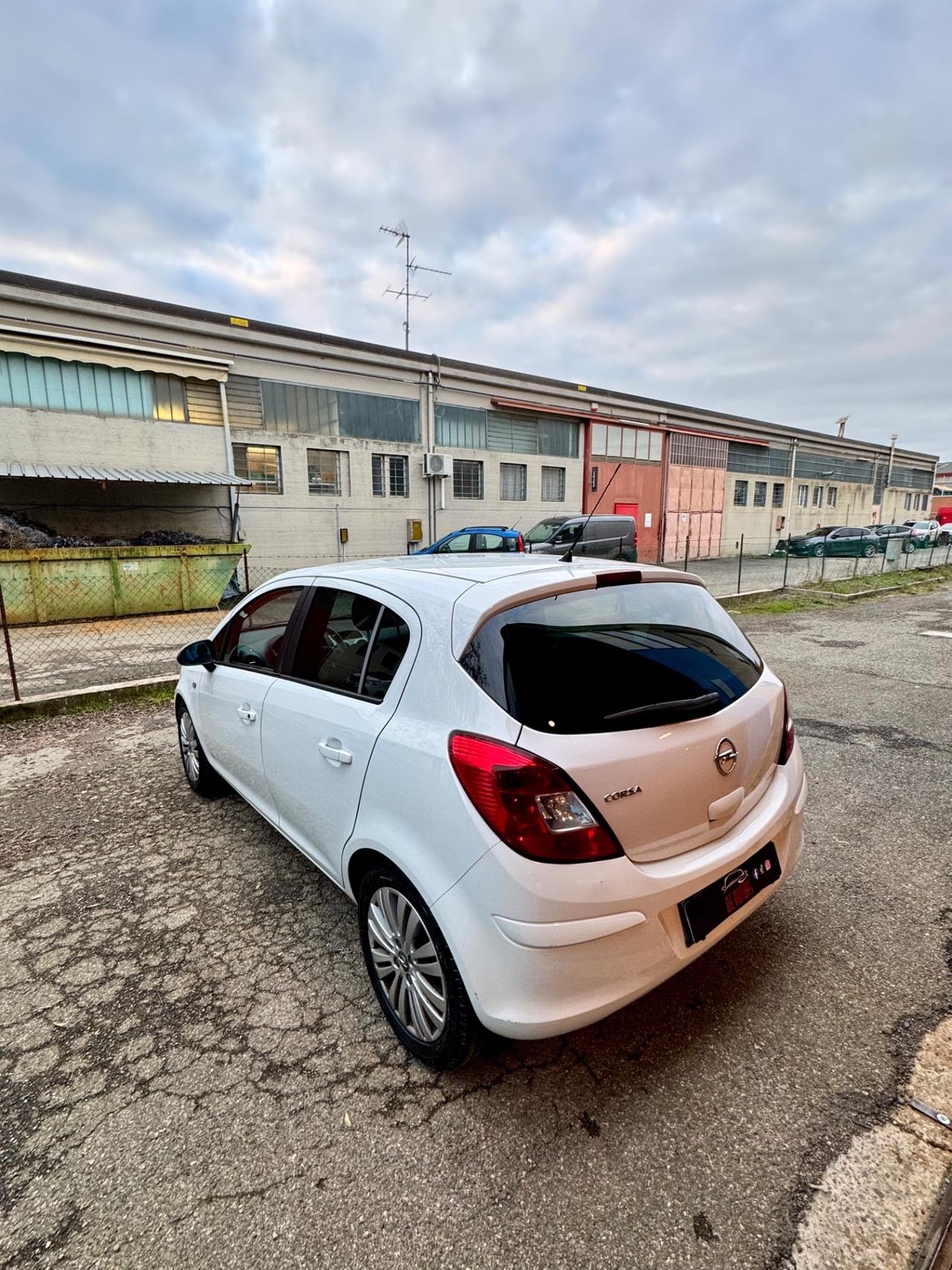 Opel Corsa 1.2 85CV 5 porte GPL-TECH Elective
