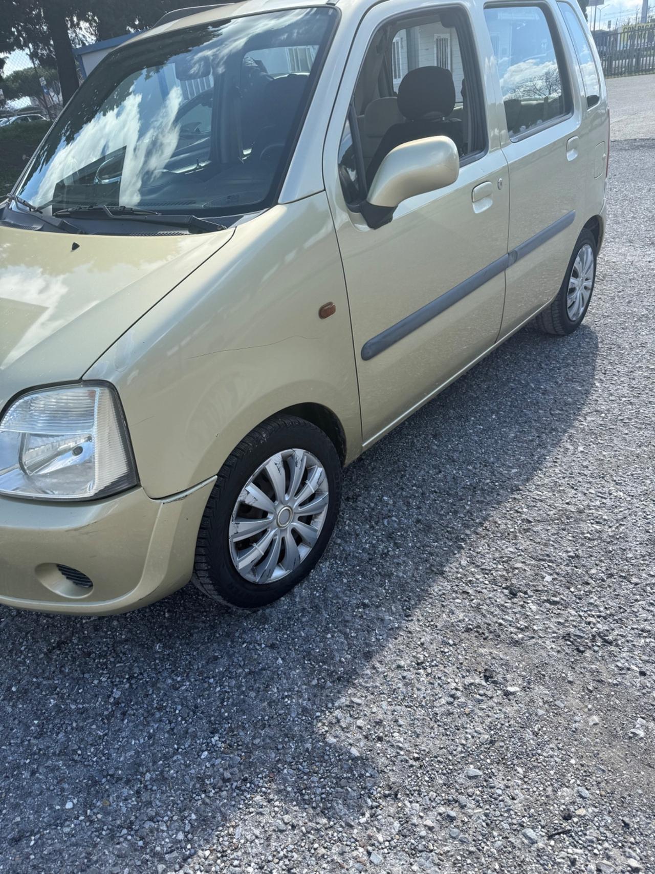 Opel Agila 1.2 16V Club