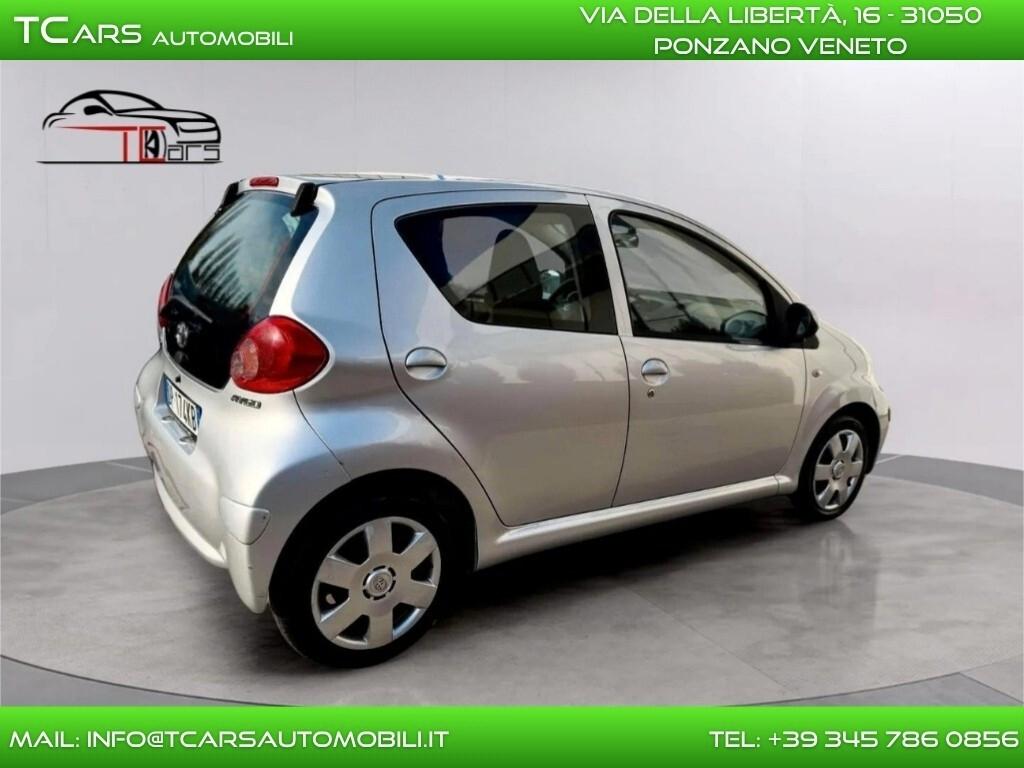 TOYOTA AYGO 1.0 BENZINA-AUTOMATICA-GARANZIA TCARS