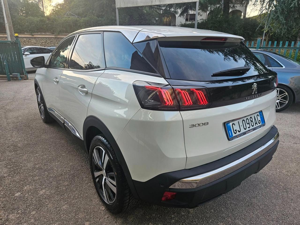 Peugeot 3008 BlueHDi 130 S&S Allure Pack