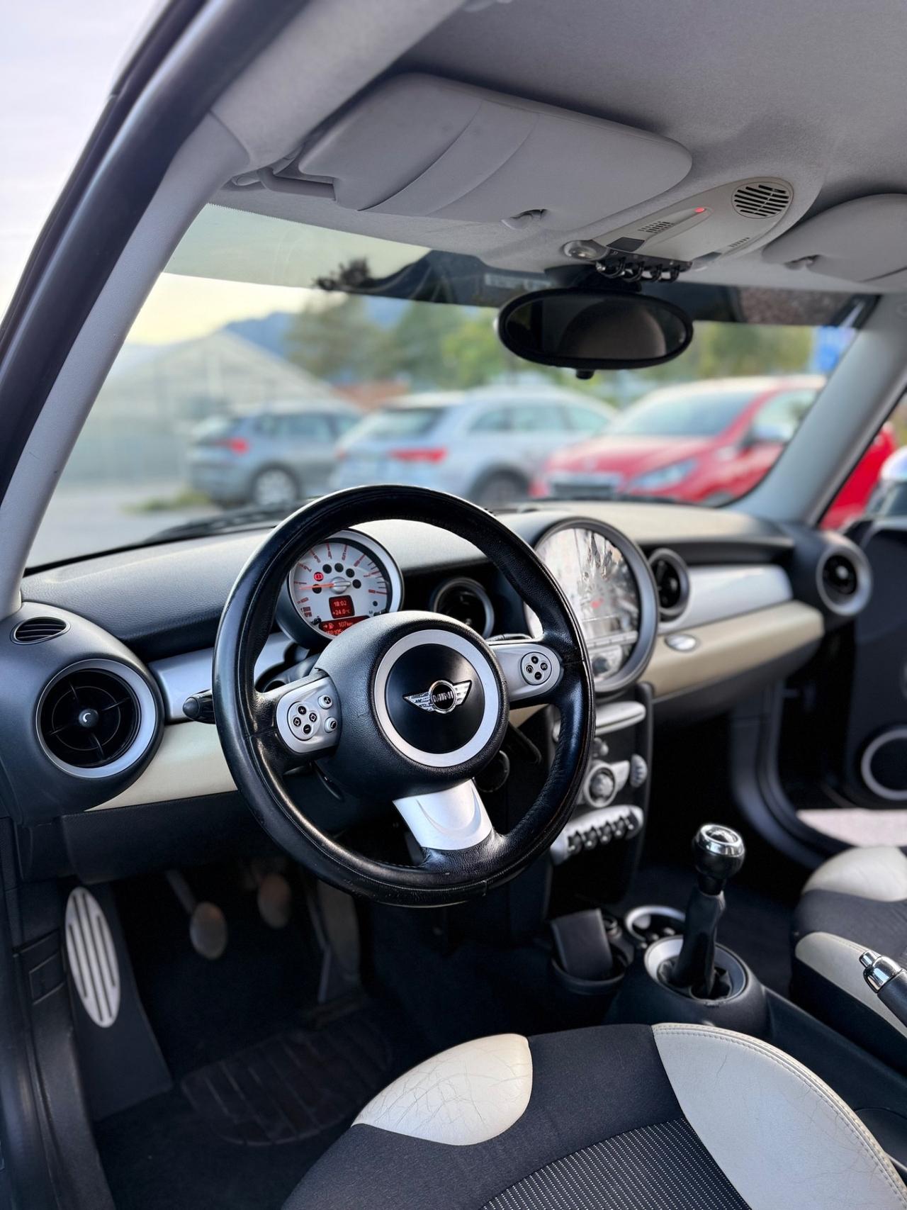 Mini 1.6 16V 120cv R56 OK NEOPATENTATI