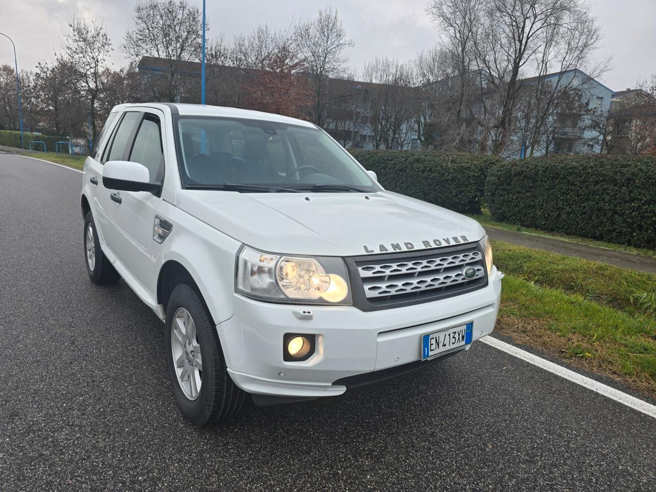 LAND ROVER FREELANDER 4×4 AUTOMATICO