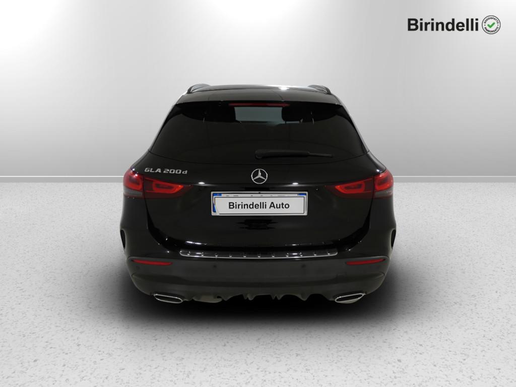 Mercedes-Benz GLA (H247) - GLA 200 d Automatic Premium
