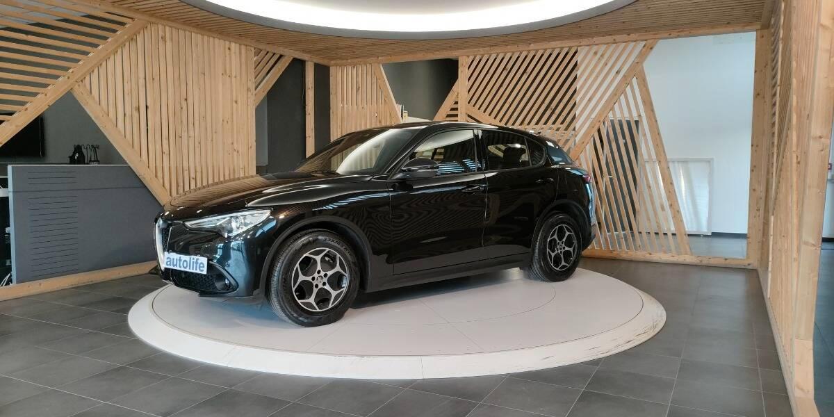 Alfa Romeo Stelvio 2.2 t Business rwd 160cv auto