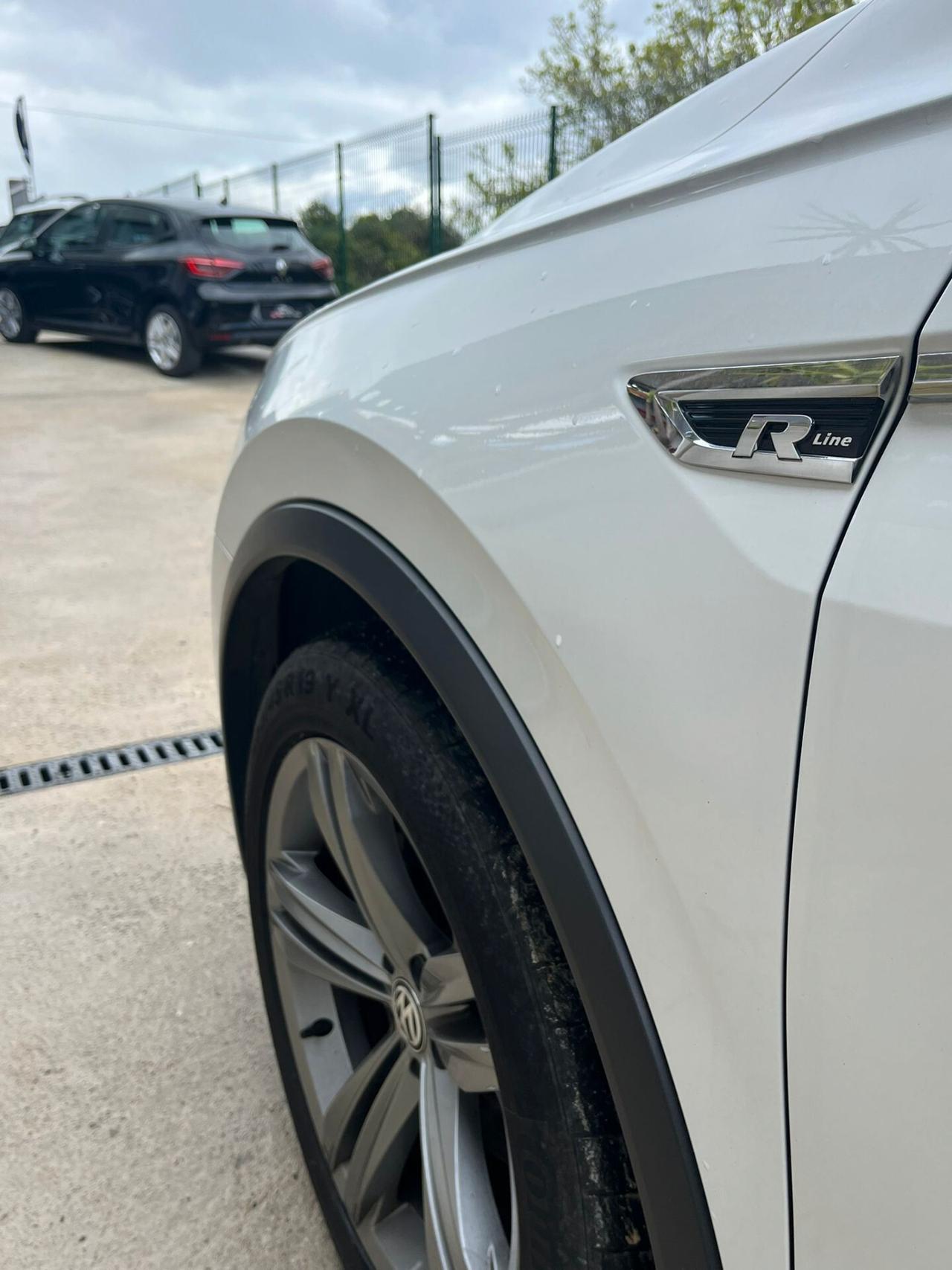 Volkswagen Tiguan 2.0 TDI SCR DSG 4MOTION Advanced BMT