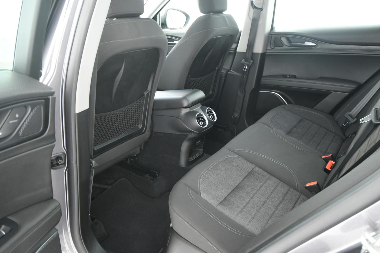 ALFA ROMEO Stelvio 2.0 t Business Q4 200cv auto CAMERA+ACC