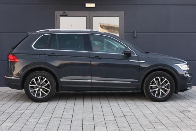 VOLKSWAGEN Tiguan 2.0 TDI 150 CV SCR DSG Life