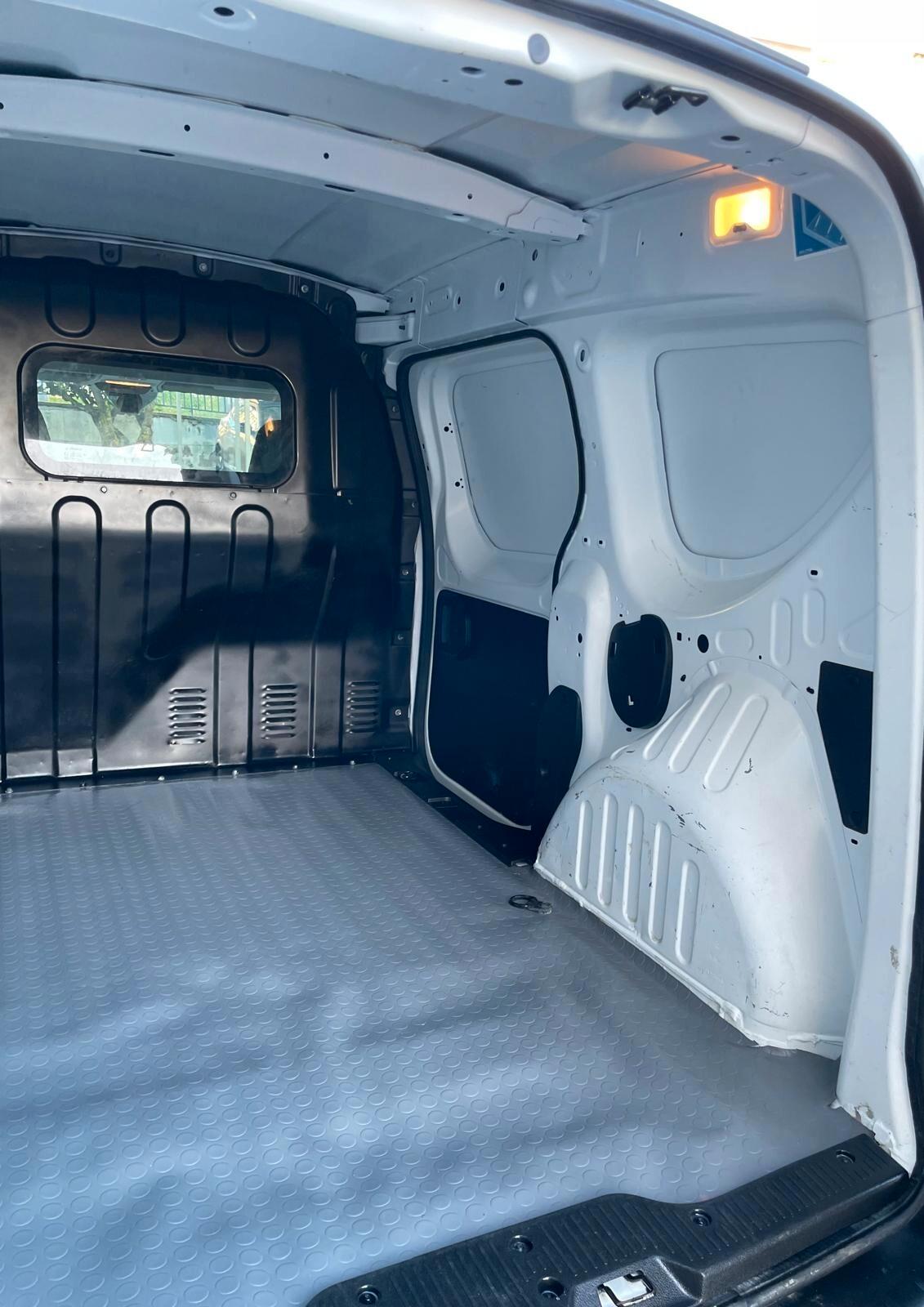 Renault Express 1.4 Blue dCi 95 Van AUTOCARRO 2022