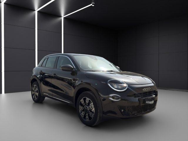 FIAT 600 Hybrid 145 CV DCT MHEV Icon