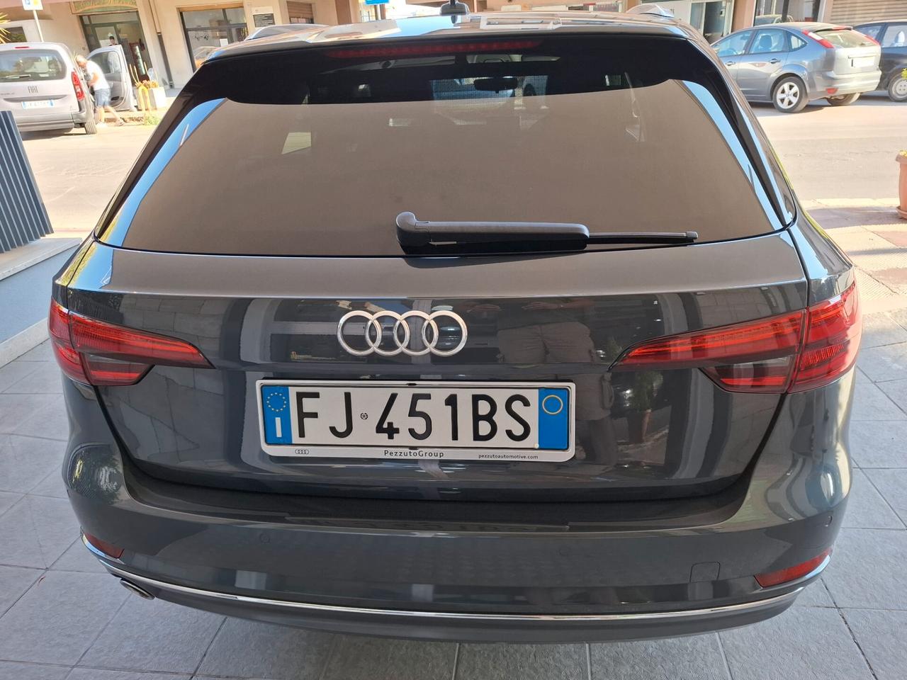 Audi A4 2.0 TDI 150 CV ultra Sport