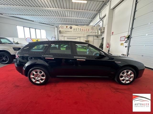 ALFA ROMEO - 159 SportWagon SW 1.9 jtdm 16v Sport 150cv