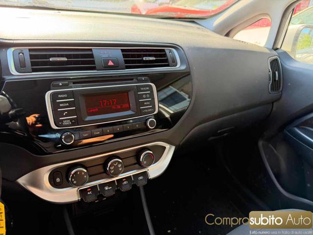 KIA Rio 1.1 CRDi 5p. Cool