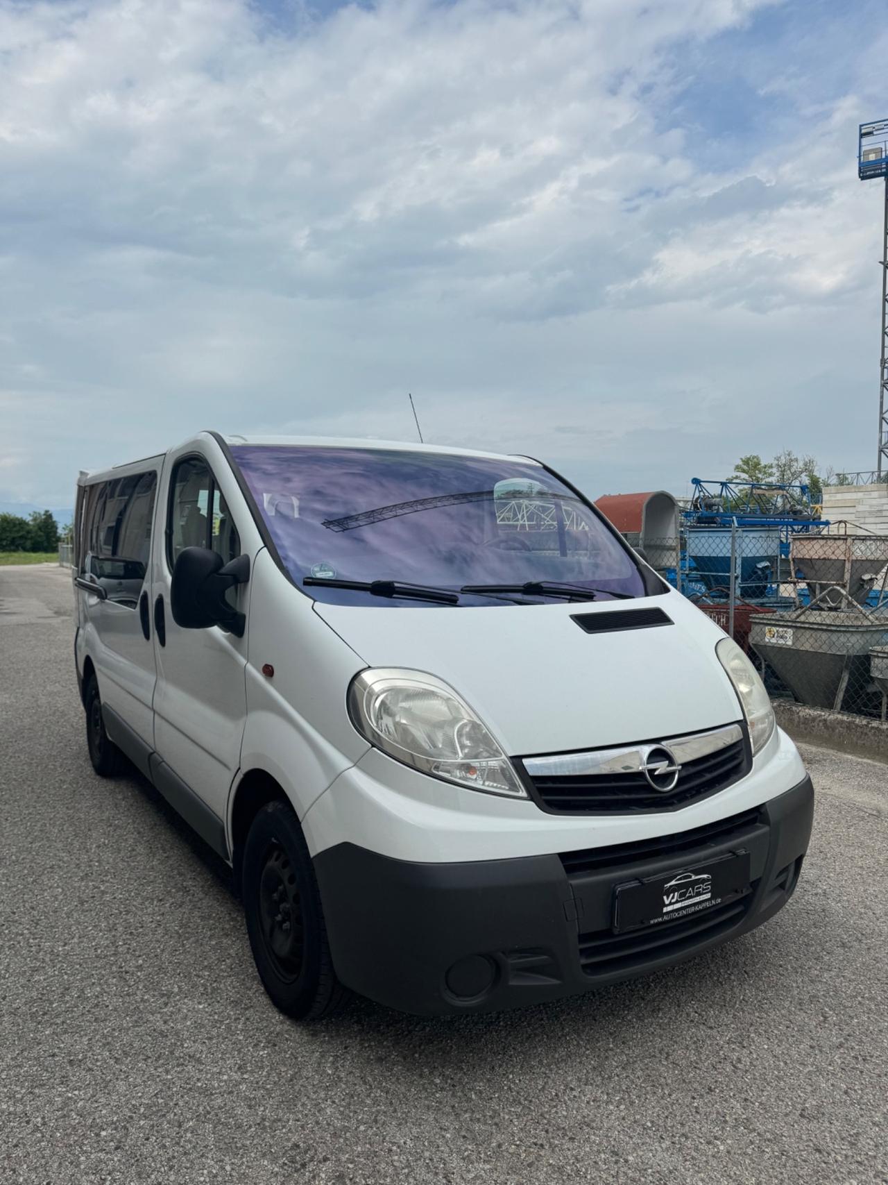 Opel Vivaro 29 2.0 CDTI PL-TN Combi 9 posti Fap