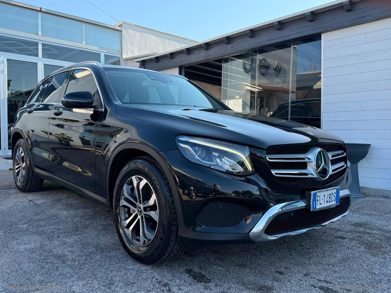 MERCEDES-BENZ GLC 220 d 4Matic Sport