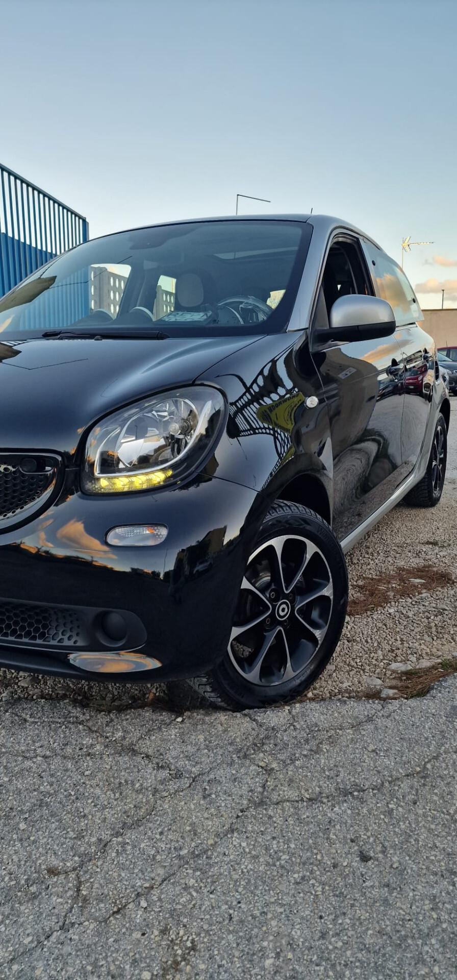 Smart ForFour 70 1.0 Prime 2015