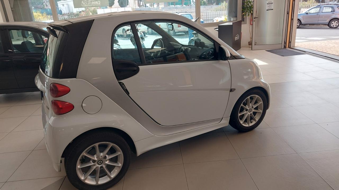 Smart ForTwo 1000 52 kW coupé passion
