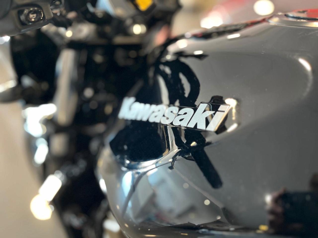 Kawasaki ZR 750