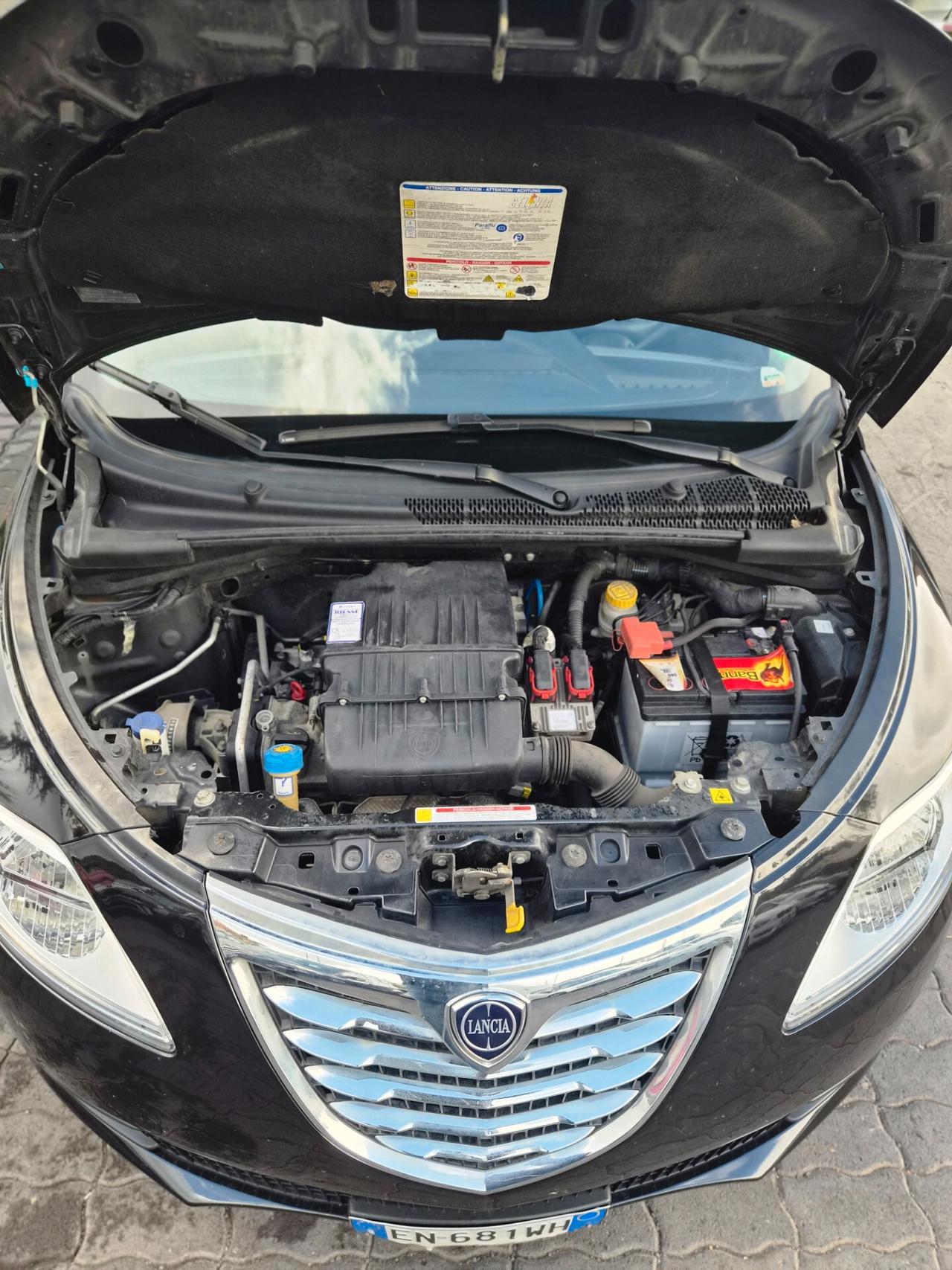 Lancia Ypsilon 1.2 69 CV 5 porte S&S Platinum