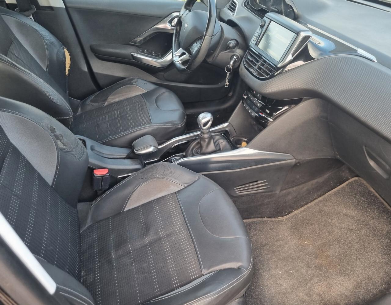Peugeot 2008 1.6 e-HDi FRIZIONE DA FARE