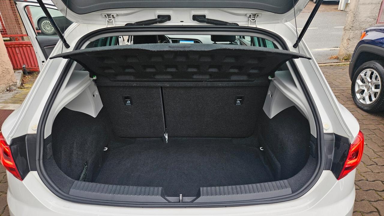 Seat Leon 1.6 tdi Xcellence 115cv ACC-CAM-LED-FULL LINK