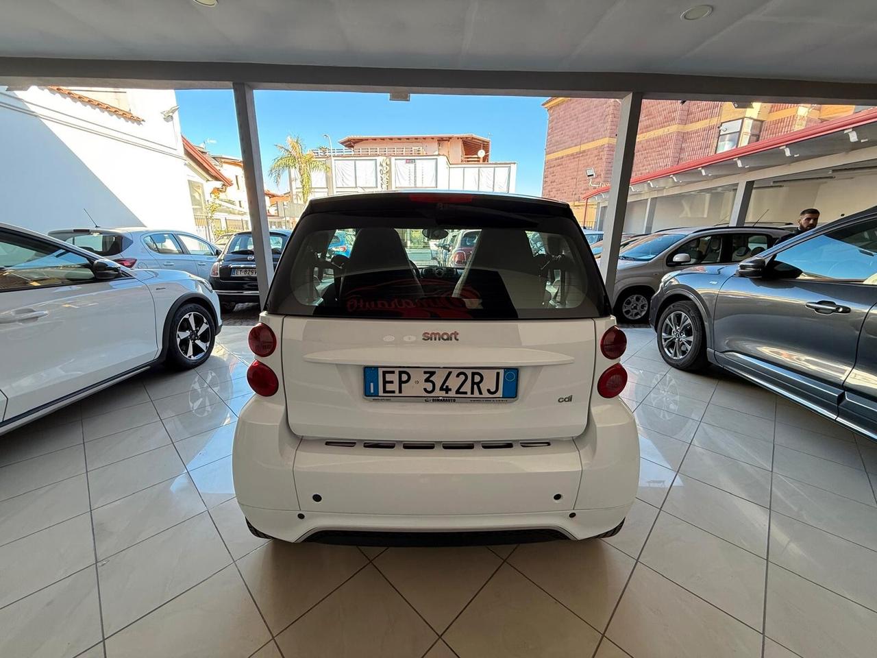 SMART FORTWO 0.8 DIESEL 121.000 KM 2013