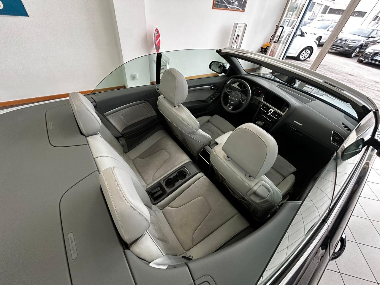 Audi A5 2.0D CABRIO 2012